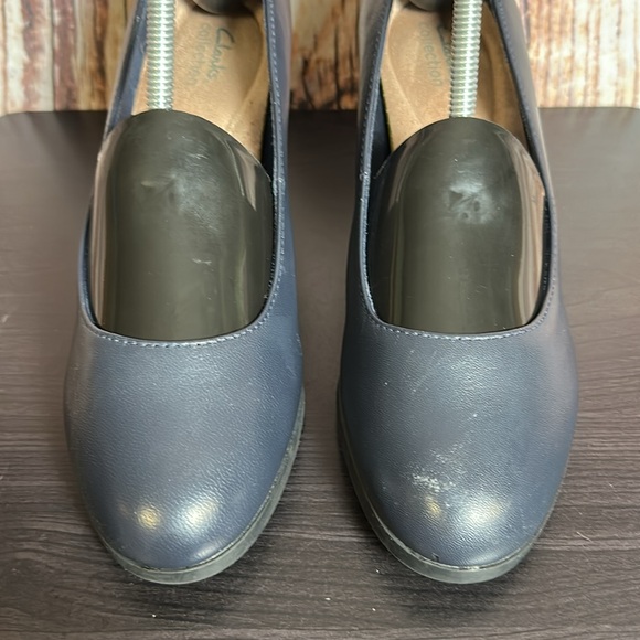 Clarks Collection Leather Pumps Womens Sz 9M - Picture 4 of 8